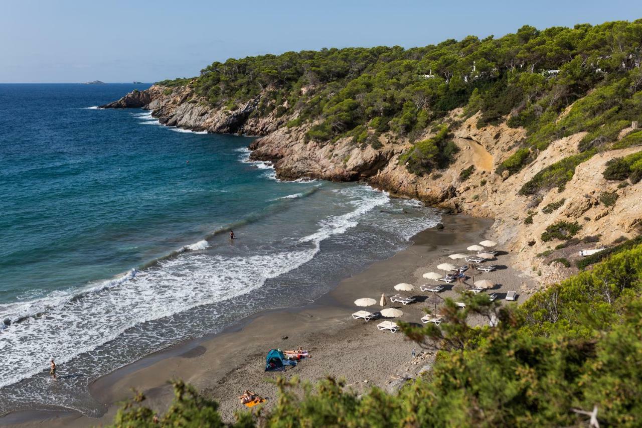 Hostal Cala Boix Es Cana Exteriör bild
