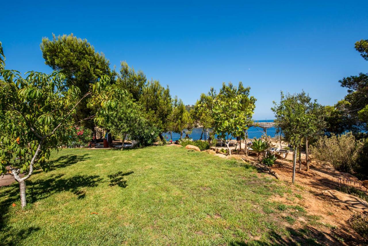 Hostal Cala Boix Es Cana Exteriör bild