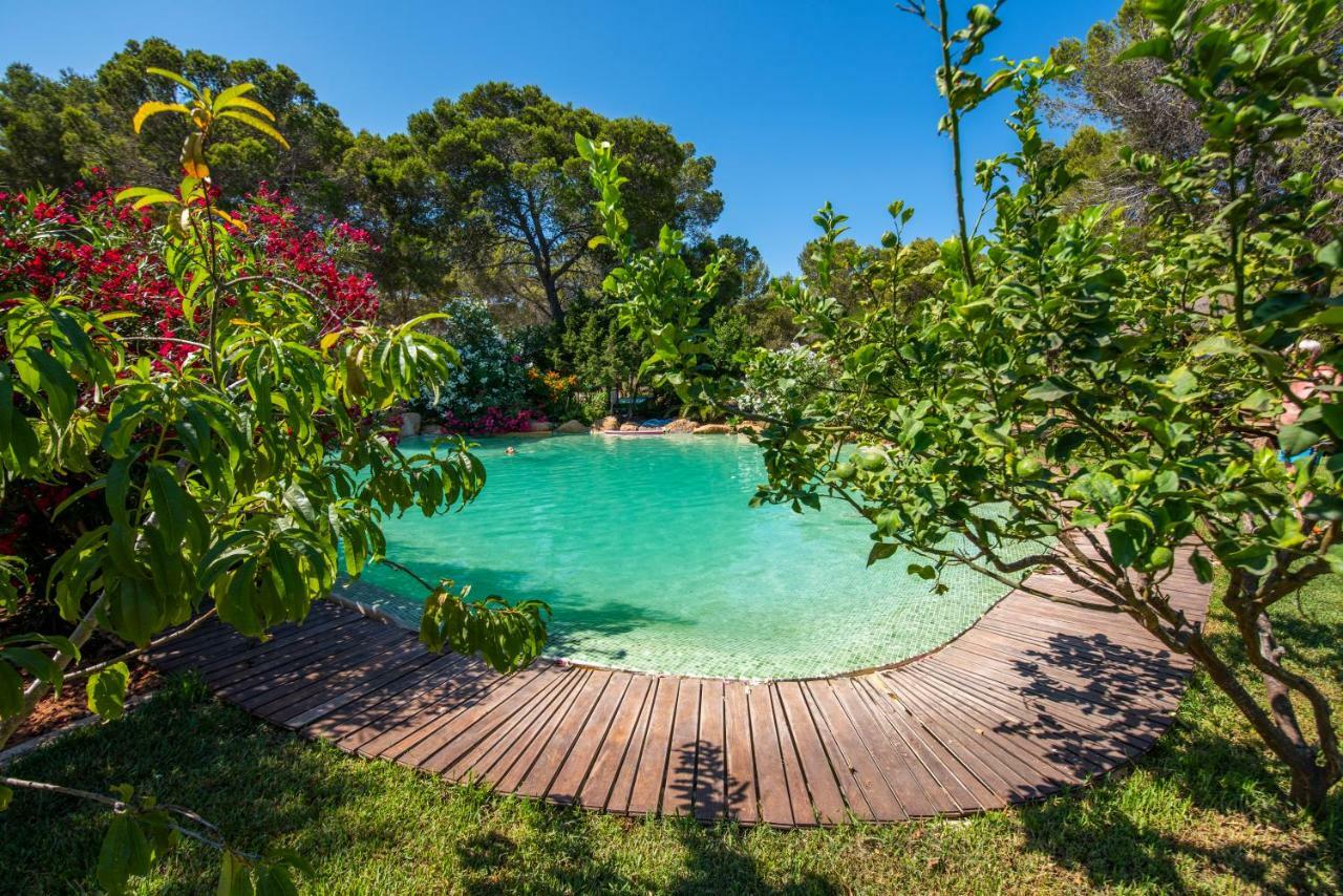 Hostal Cala Boix Es Cana Exteriör bild