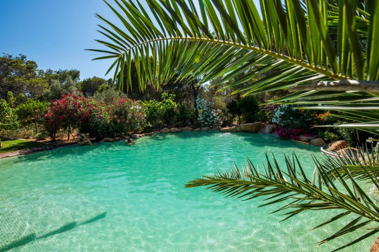 Hostal Cala Boix Es Cana Exteriör bild